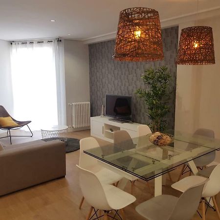 Quatre Casas Apartment โอว์เรนเซ ภายนอก รูปภาพ